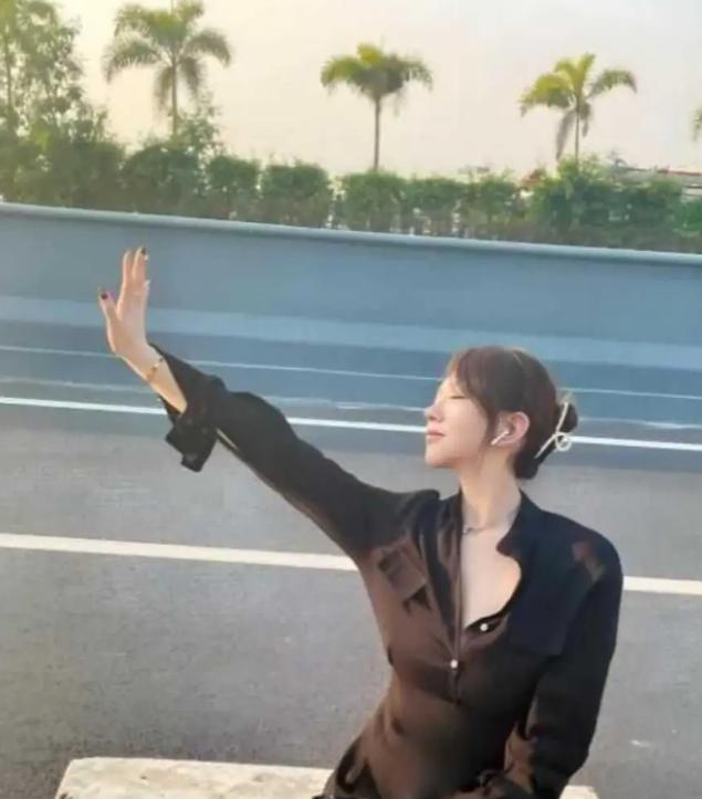 都说“女大十八变”，我是不同意这个说法的；我感觉女人最大的变化，其实是结婚前