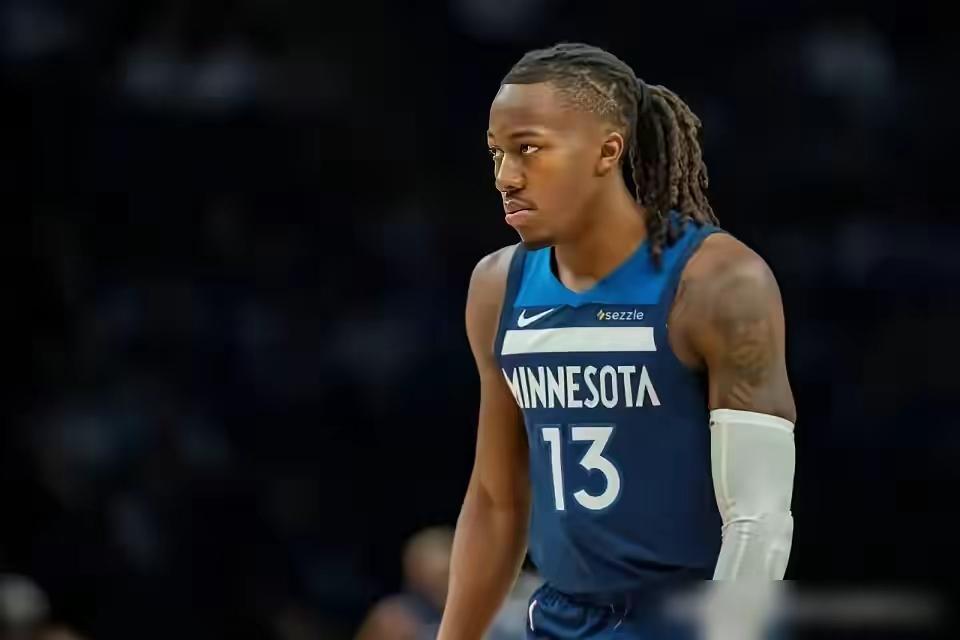 火箭不要的多森姆竟然这么厉害森林狼大胜独行侠，多森姆砍下生涯第二个三双，18