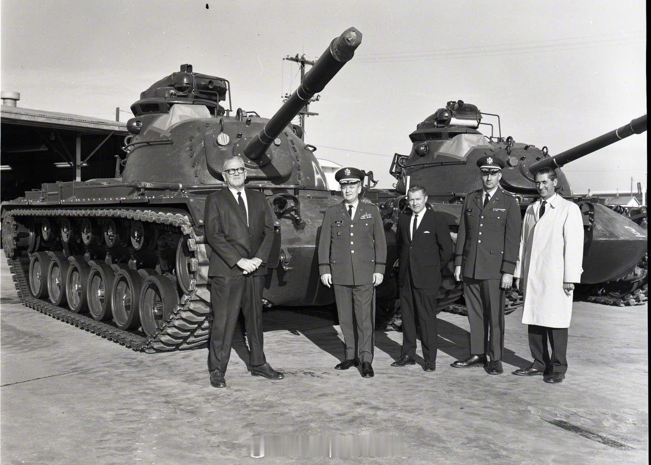 照片中的历史美国安尼斯顿陆军仓库的照片，拍摄于20世纪60年代末至70年代初。