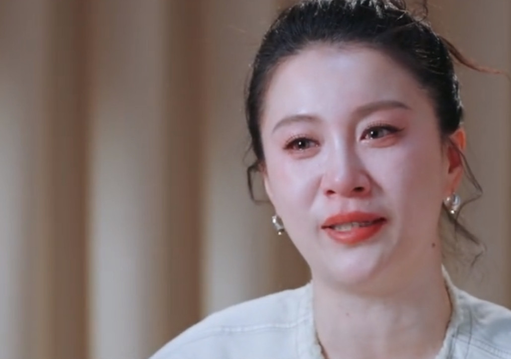 李嘉格含泪：““我妈就是边界感差了点”“我现在都结婚了”“还想跟我一起睡