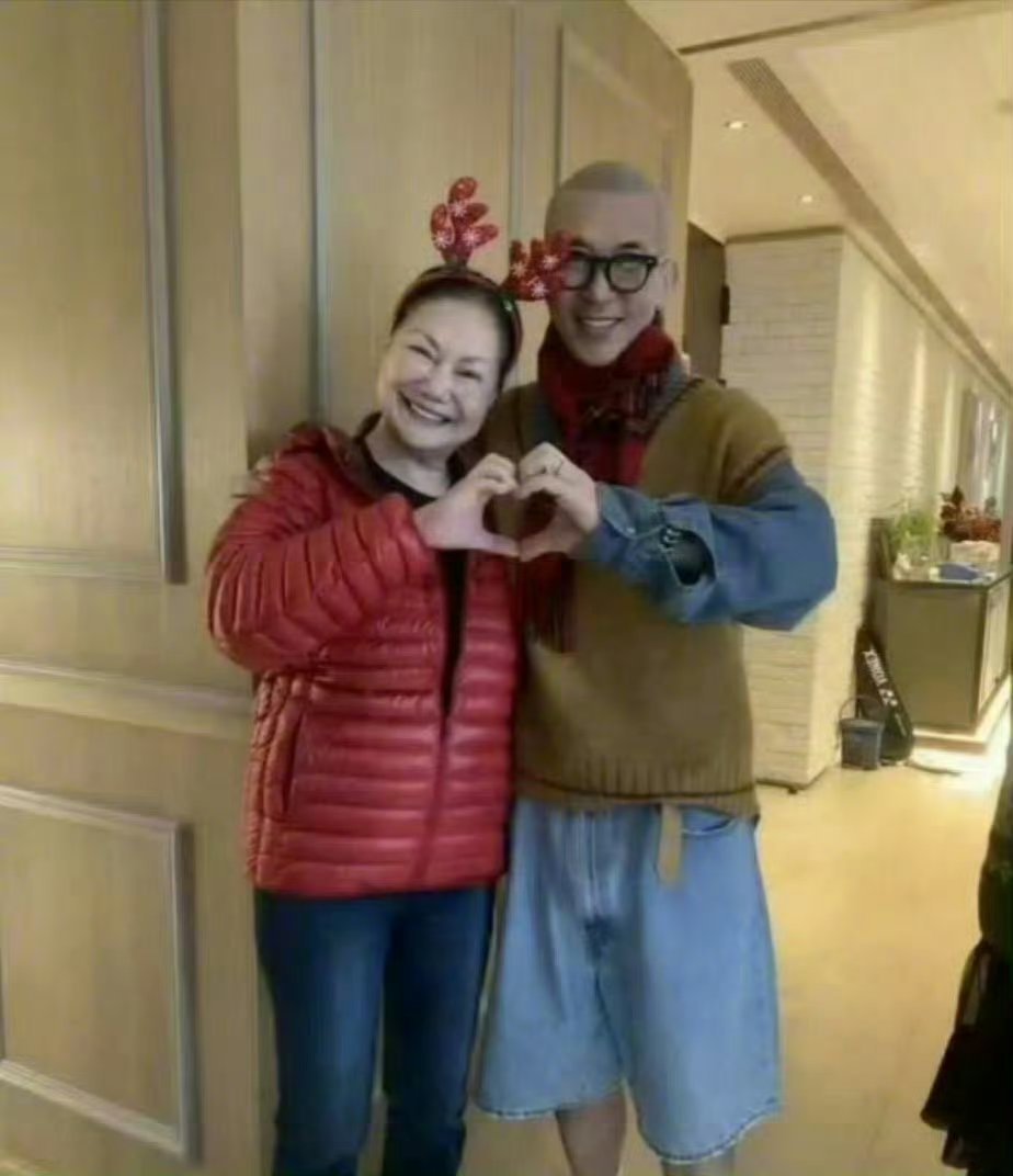 时间会证明一切，S妈和具俊晔的母亲年纪都挺大了，大家可以看看，S妈去世的时候，S