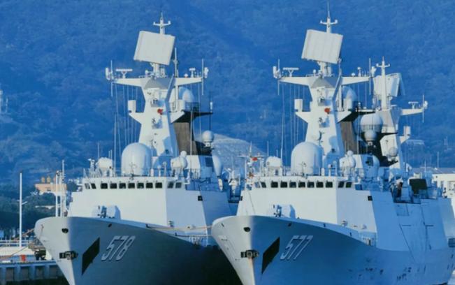 俄罗斯3艘军舰到访中国湛江军港，本是一场友好军事交流，却意外揭开俄海军的尴尬困境