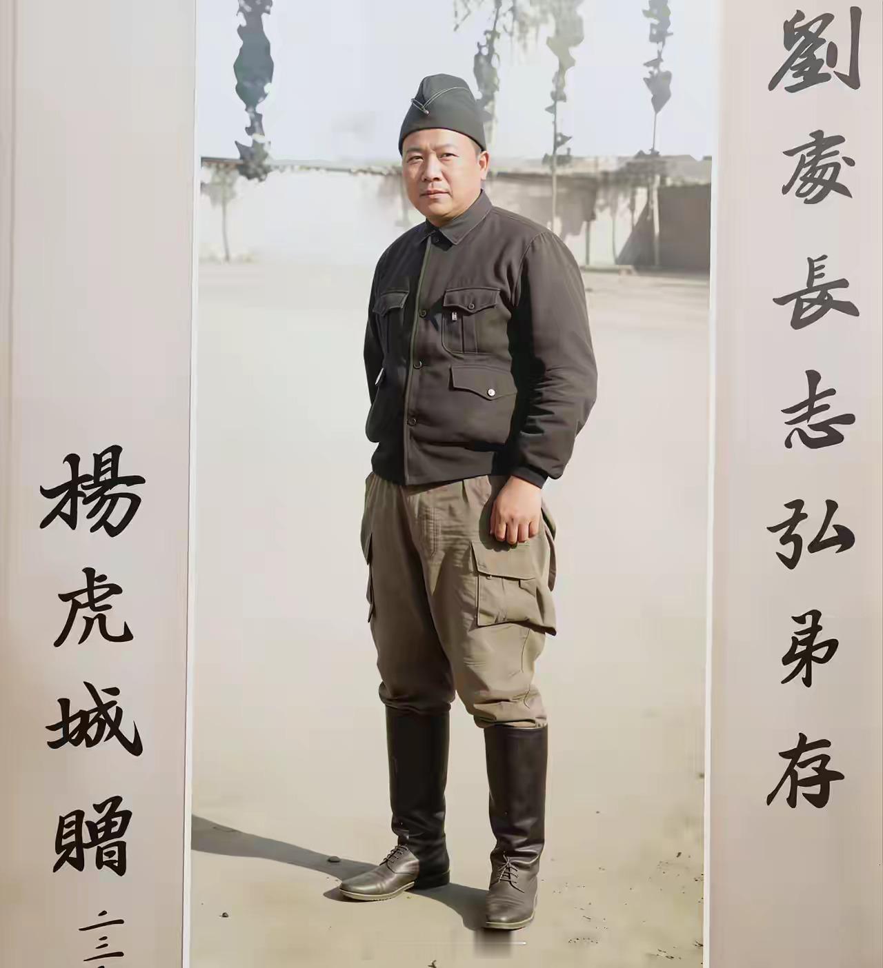 1934年，杨虎城将军的生活照，他英俊帅气，高大威武。可惜被睚眦必报的蒋介石给害
