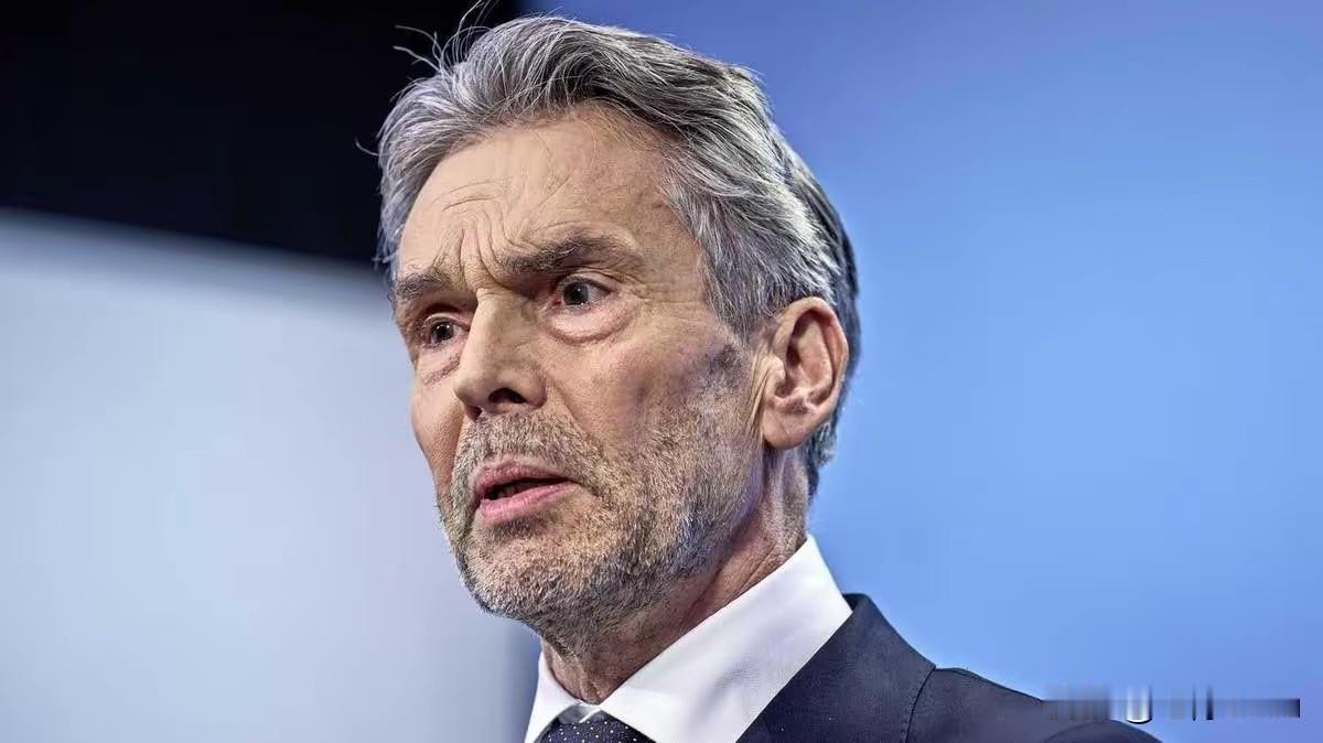 1. 荷兰首相冻结安世半导体后遭抵制大选惨败下台：斯霍夫在美国施压下冻结安世半