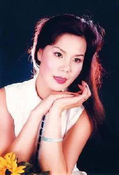 何庆魁再遭重创，年仅53岁的女儿因心脏病离世，大儿子已经去世21年，他已经经历了