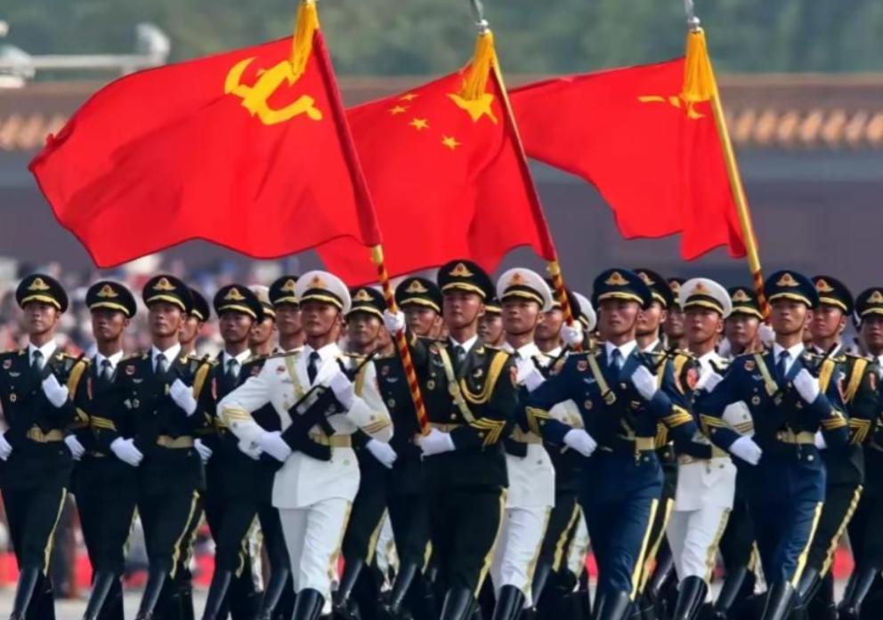 被央视怒批、脑袋空空，德不配位，难怪阅兵从不邀请“流量”明星 今年的阅兵盛