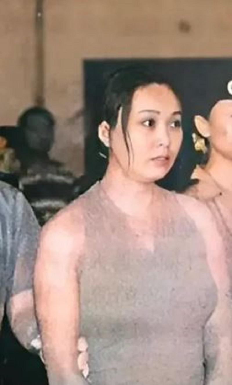 貌美女大学生组织容留卖淫被判处死刑。1999年北京坐落在亚运村附近的一座名叫“