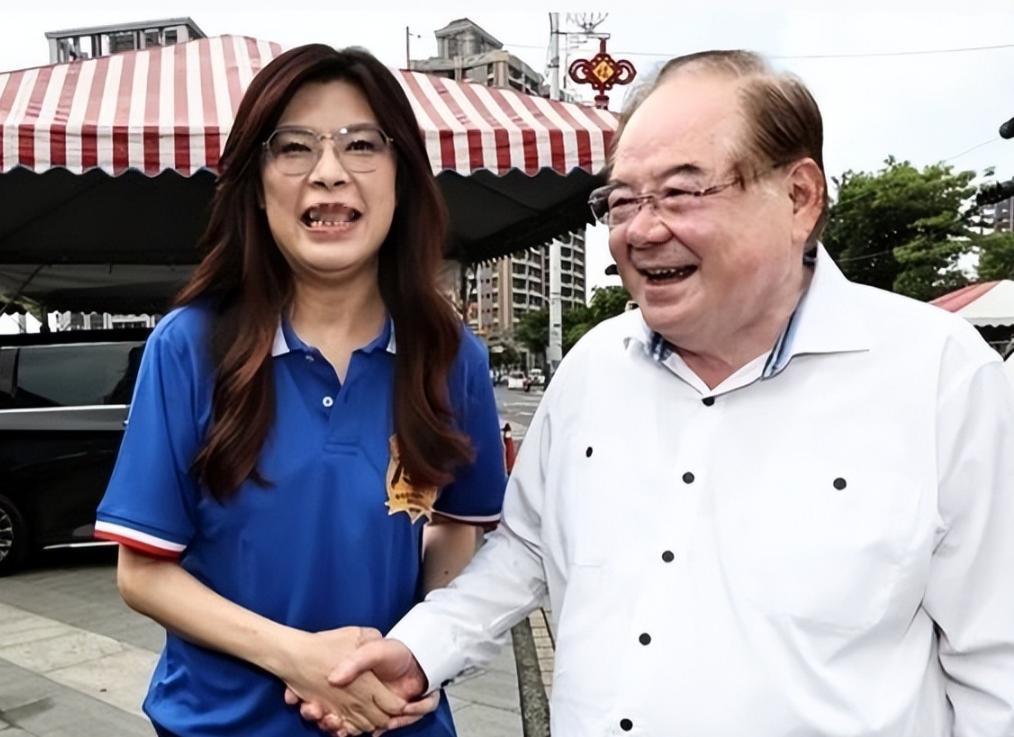 国民党资金的问题，在朱立伦时是天大的困难，到了郑丽文这，轻松解决，这就是个人能力