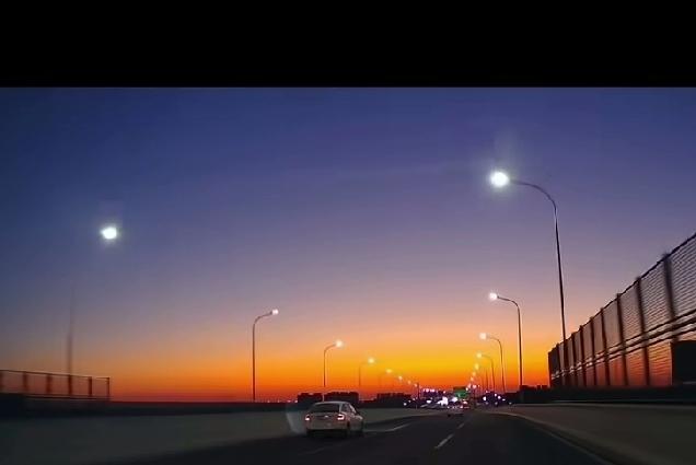 美媒终于回过味：中国买石油，藏着颠覆格局的大棋！“中国这哪是单纯买石油？”