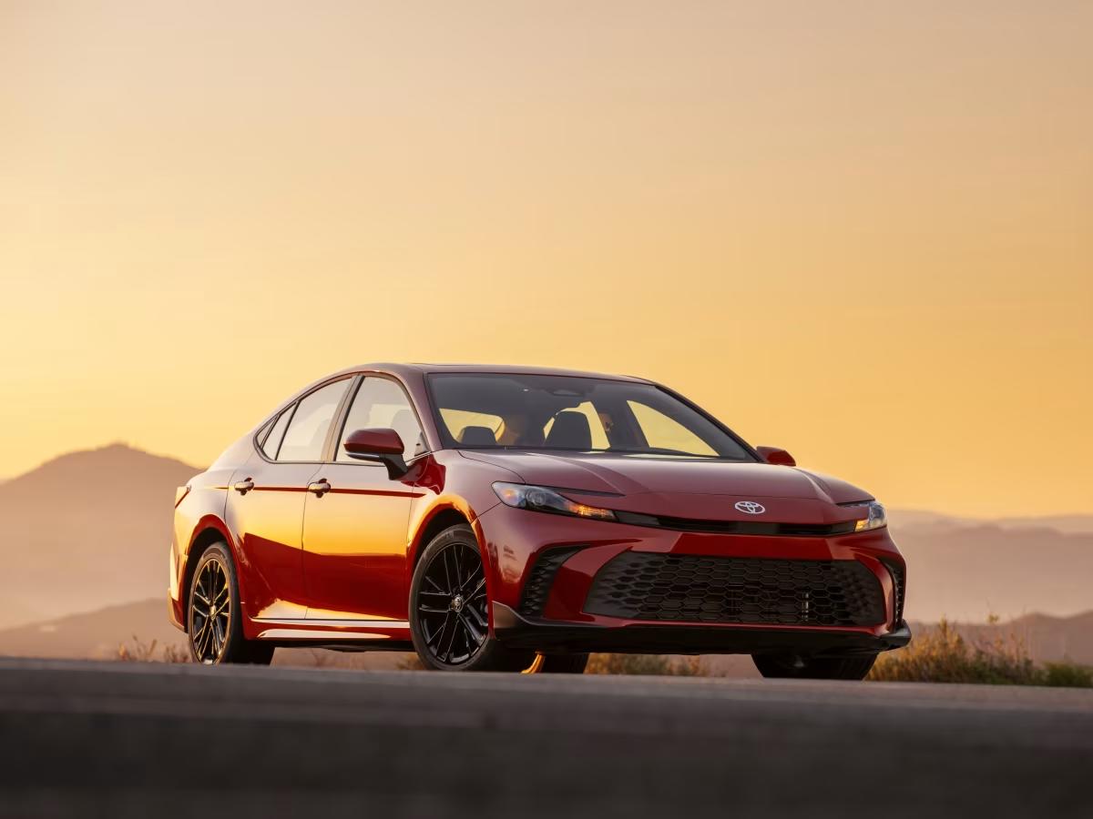 【凯美瑞在日本停产！将从美国进口！】谁能想到，丰田的当家车型，全球大卖的凯美瑞