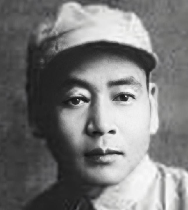 1932年，红军连长滕海清被降为排长。他原本满腹委屈，可去到驻地一看，手底下的3