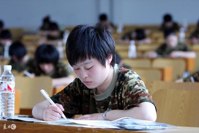 孩子考试没考好, 妈妈这么回答, 毕业时孩子以全校第一考入清华