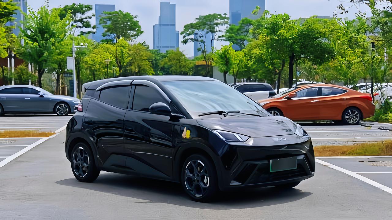 海鸥2025款305KM自由版，现阶段卖车别硬扛：正常成交大概5万-6.5