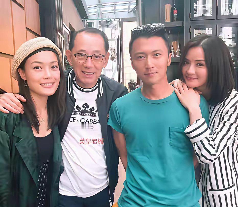 在这个明星跳槽成常态的娱乐圈，英皇却像有个神奇磁场。谢霆锋待了25年，容