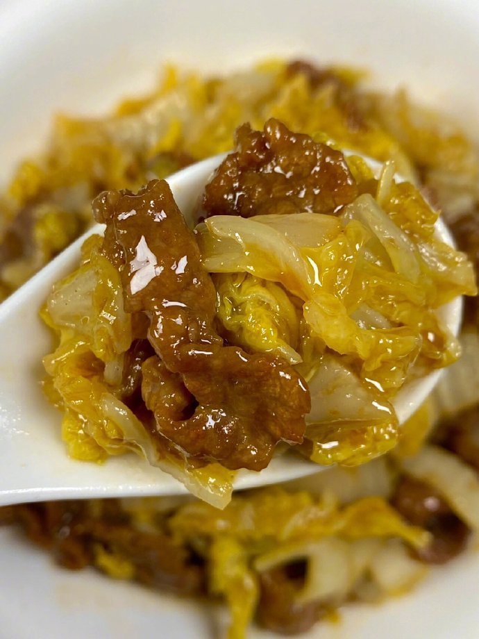 终于吃上了，原来网友给的配方是真的！！娃娃菜炒牛肉，这样做是真香啊。
