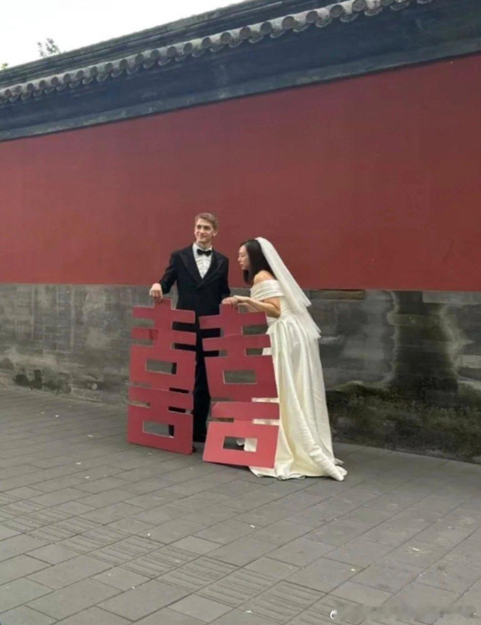 参加中国大满贯之余，万远和安东在北京还拍了婚纱照💕😂cr·xiogee、大超