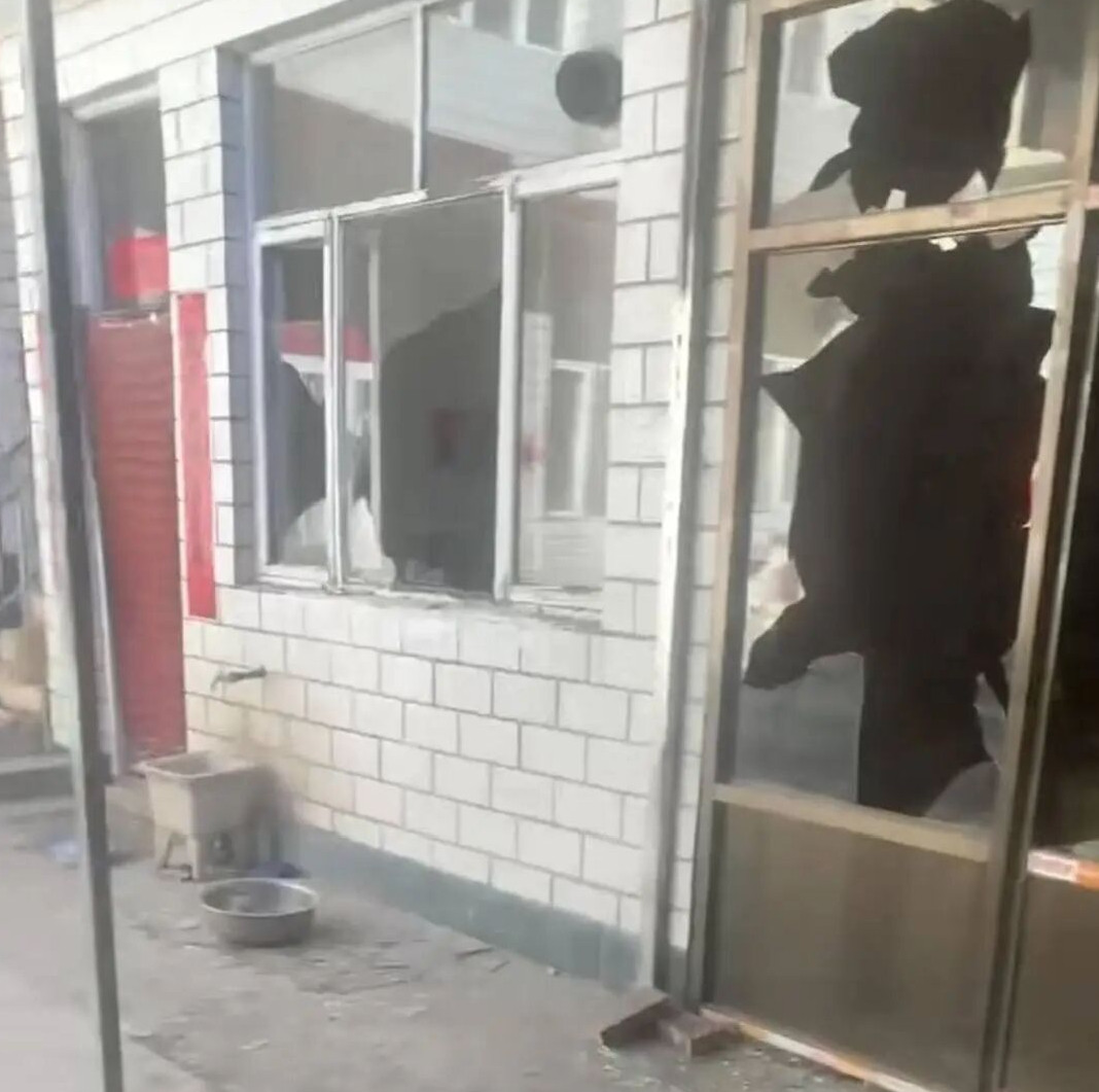 【“狗咬人被摔死、犬主上门遭反杀”案未当庭宣判！律师回应】今年1月，山西长治一场