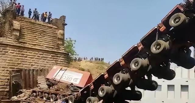 为了不买中国制造，“三哥”多花3倍冤枉钱，去买日本变压器？结果变压器还没接上电，
