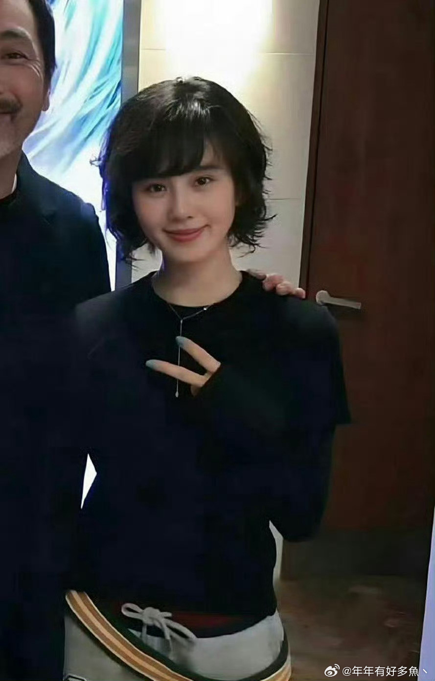 脸长得好看发型根本不重要