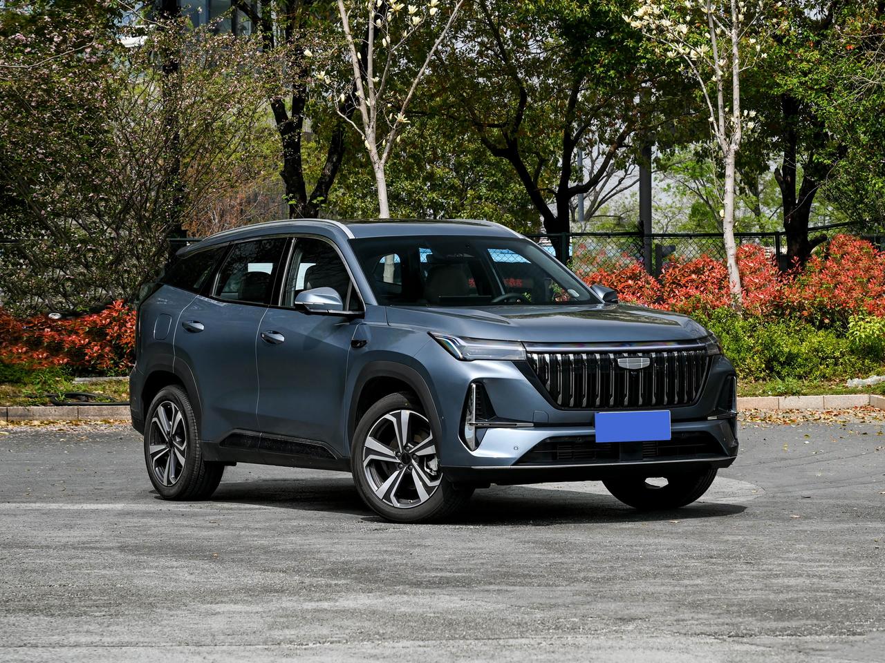 🤔对于博越L小蓝灯版，如果是冲着辅助驾驶去看这车，我觉得确实比以前更有聊头，高