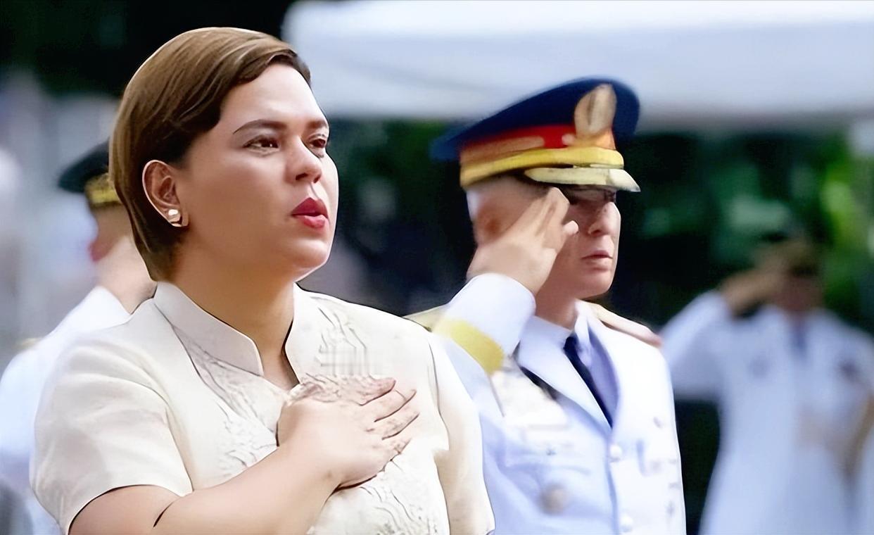 菲律宾副总统最近摊上事儿了，她被人告了，罪名还不小，最让人咋舌的是她手下11天就