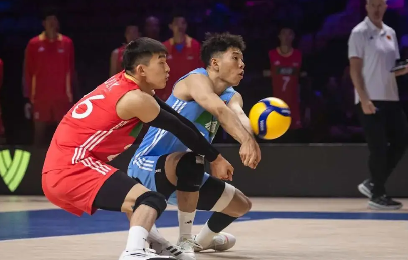 中国男排0-3不敌塞尔维亚，问题出在哪？
