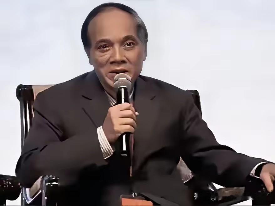 在中日敏感时刻，和中国有摩擦的越南教授丁贤良在一期电视节目上表示：亚洲如果没有中