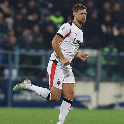 首秀给他打几分？经过前几次“首秀高级货，随后很失望”，我觉得还是等等再看看。不过