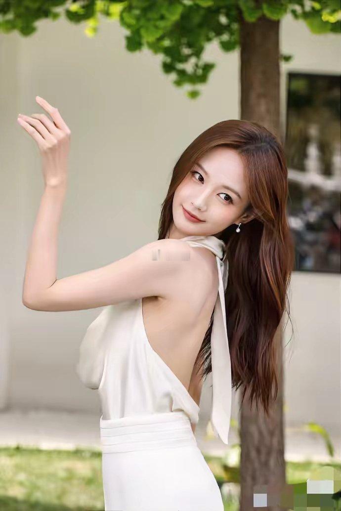 李一桐和张译演情侣没感觉李一桐和刘宇宁演夫妻没感觉李一桐和成毅演情侣，这次是​真