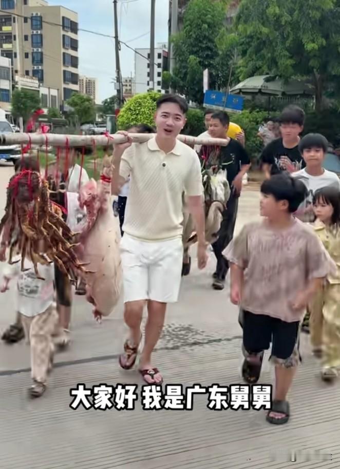 开学之后，这个舅舅如释重负。10个外甥暑假住在他家是什么样的感觉？有人能体会吗？
