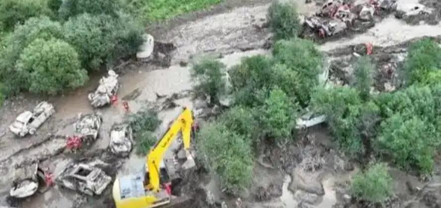 三次预警失效造成严重后果，到底谁的错？‌甘肃定西渭源县双石门景区‌山洪事故中，