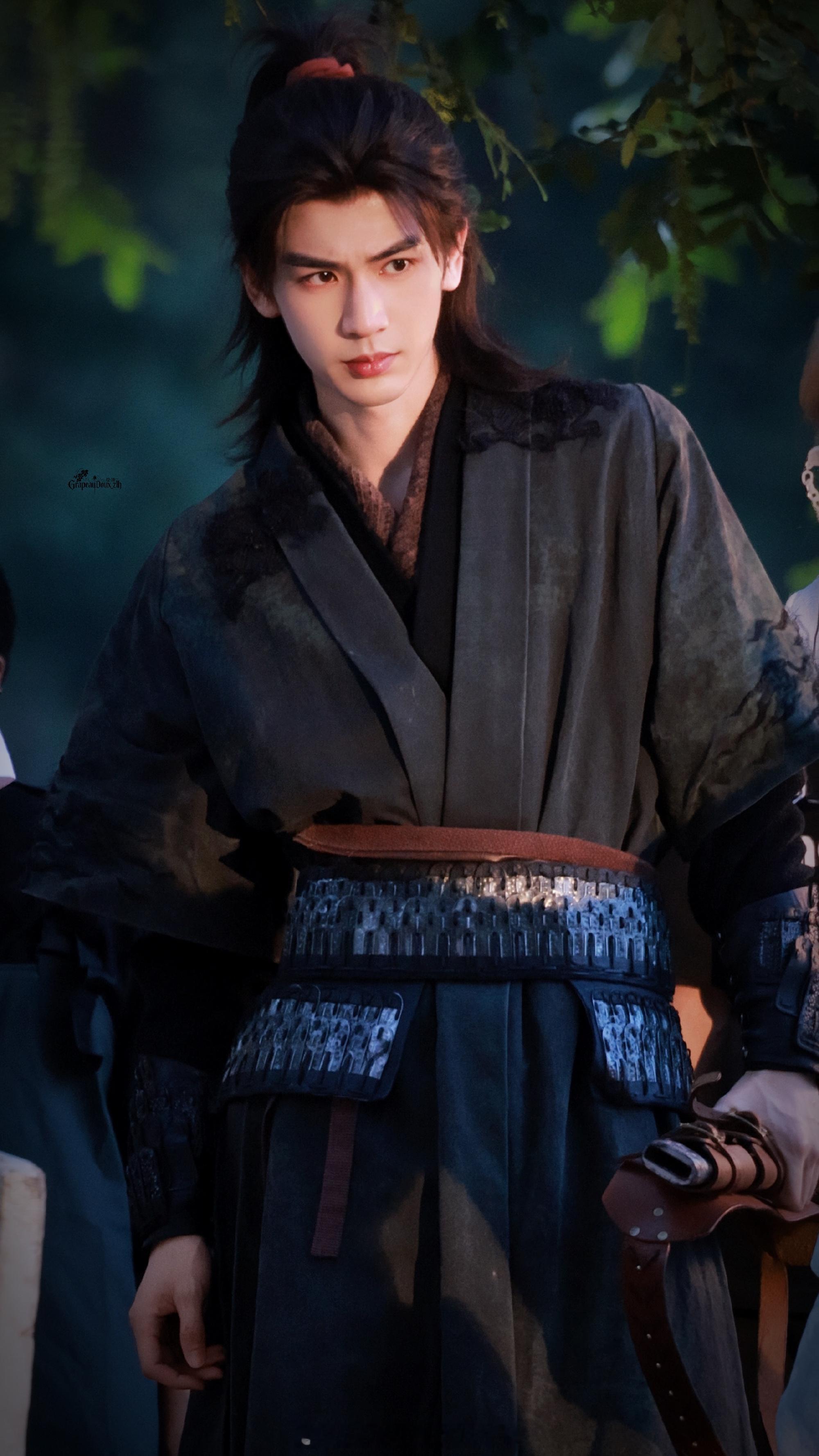 《刺棠》女主是卢昱晓，截止目前，这部剧遛过宋祖儿、田曦薇、张婧仪、李兰迪、王玉雯
