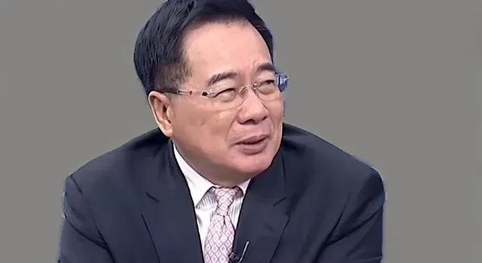 蔡正元：提审的时候，他们故意把我关到“狗笼”里面。谈到蔡正元被关“狗笼”一事之