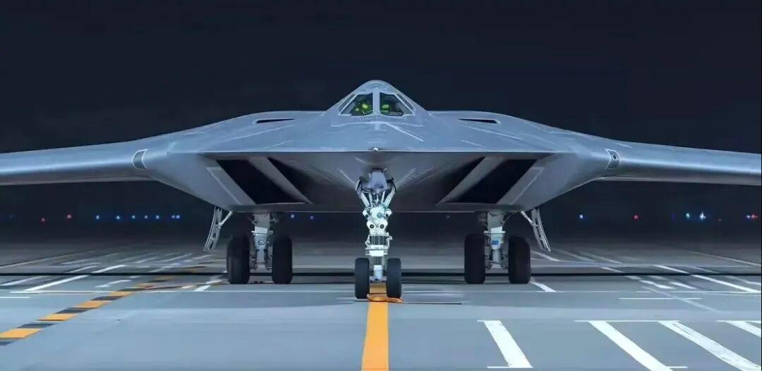 近期美国媒体曝光的中国隐身无人轰炸机“GJ-X”，引发了全球军事观察者的广泛关注