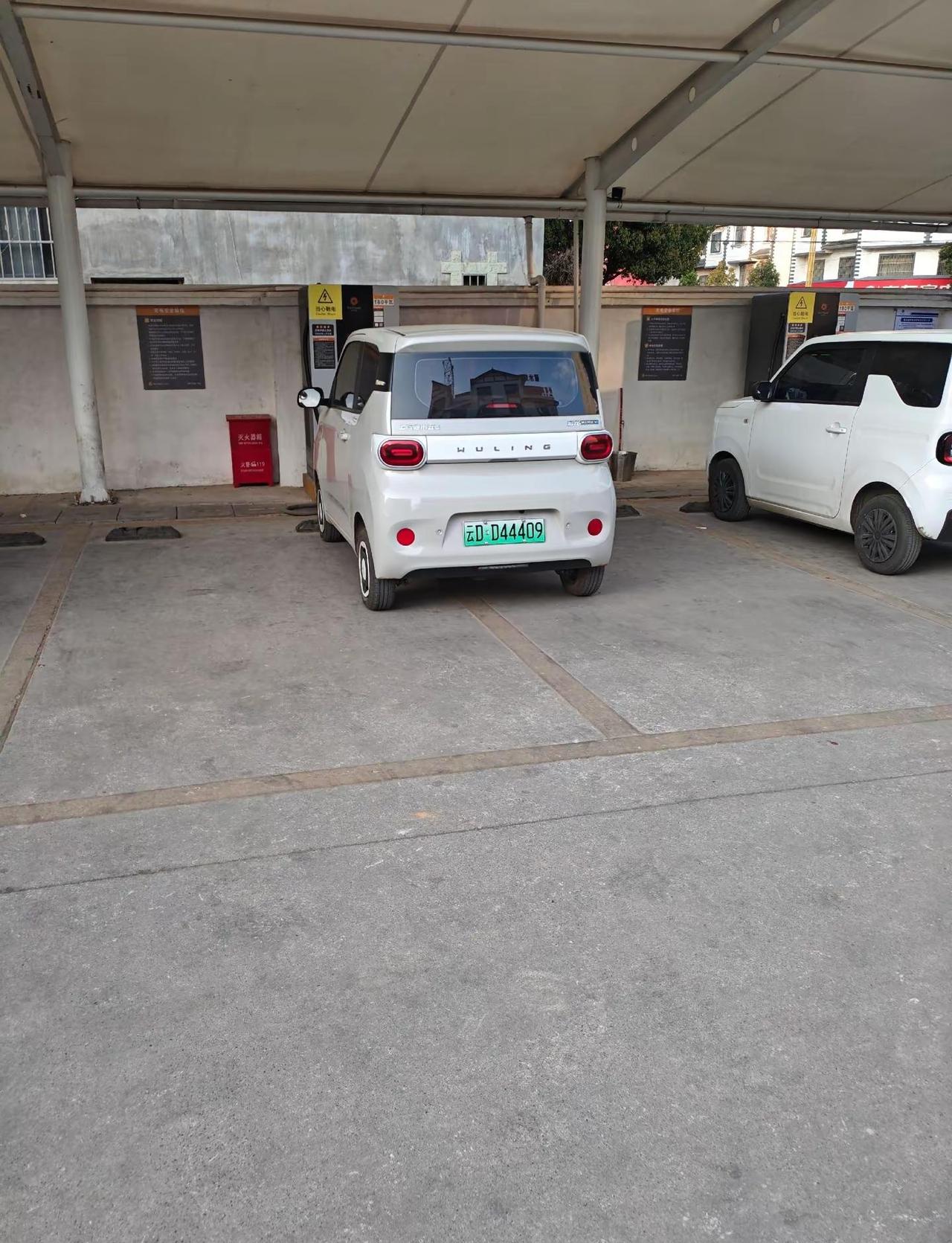 ，麻烦出门在外把你素质一起发出来！这几天外地人到罗平旅游的，不要给人家把罗平人，