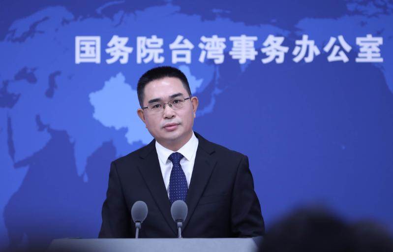 台湾问题一天都拖不得了，再拖下去美国就驻军了，日本也驻军了，英法印澳这些列强都来