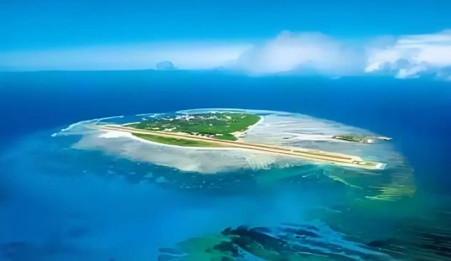 东大这步棋要动真格了，没有急着直奔台海，而是先把目光压向黄岩岛，因为一个关键判断