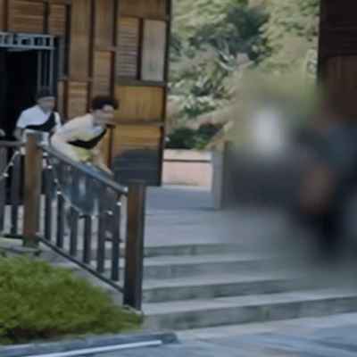 马嘉祺一步四个台阶马嘉祺跑步一步四个台阶马嘉祺一步四个台阶
