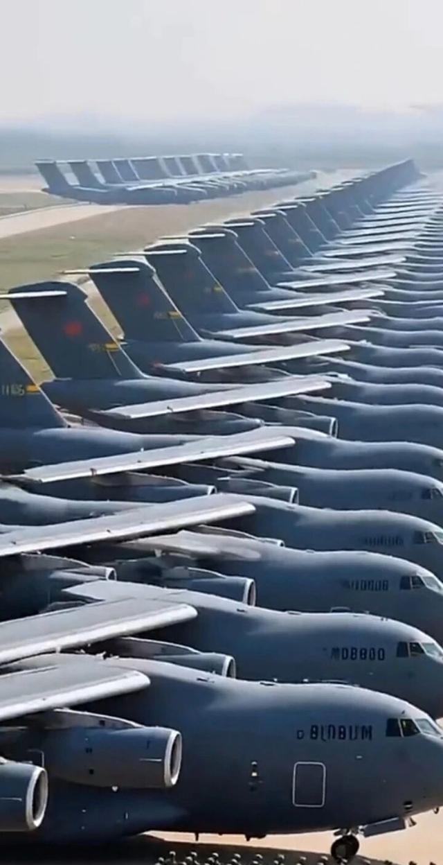 12月17日，据外国媒体报道称，中国运-20运输机数量惊人，达到了170架左右。