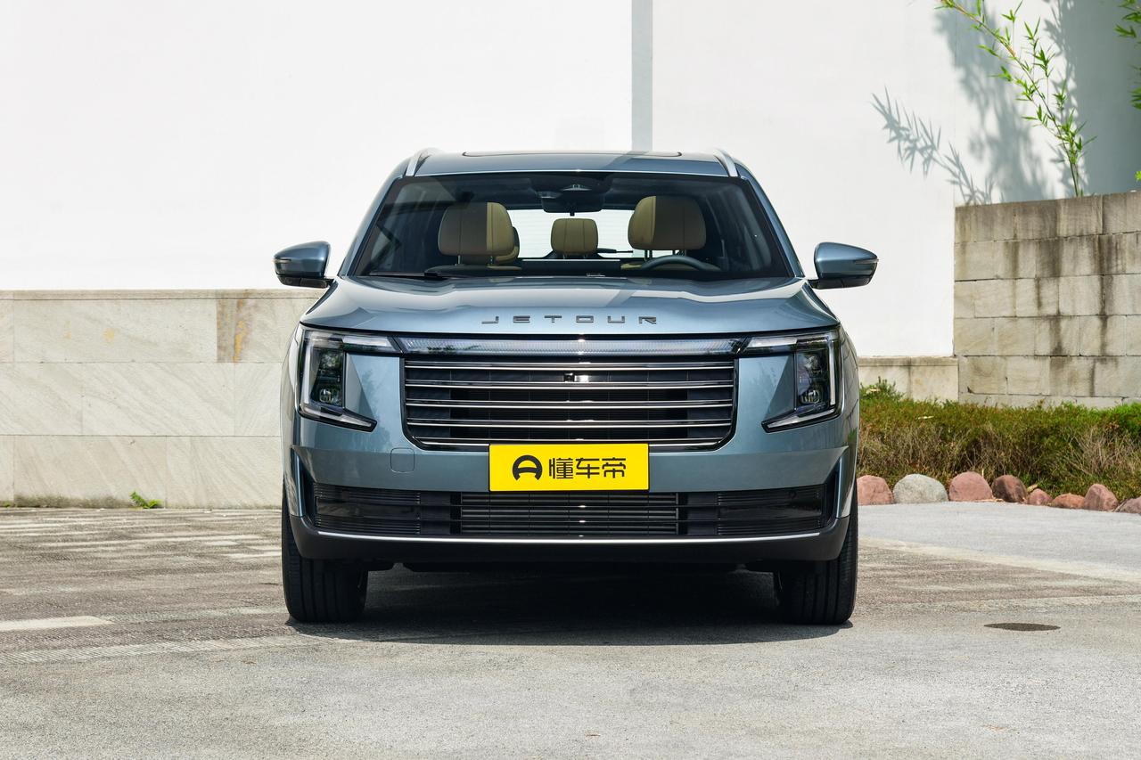 聊国产旗舰外观：捷途X70L最戳我的点现在国产旗舰车的外观真是百花齐放，有的坚