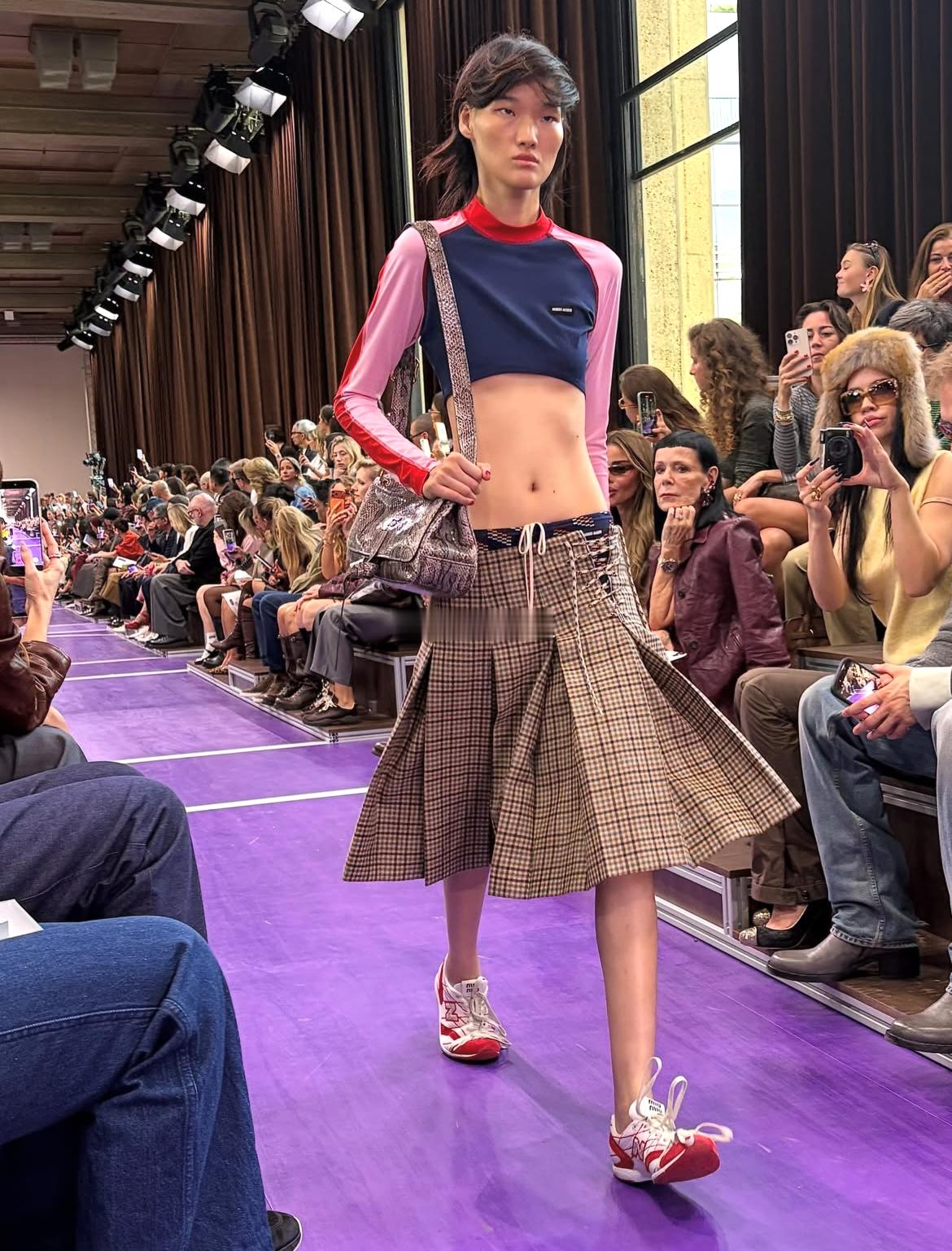 春夏时装周巴黎时装周MiuMiu2027春夏系列🦋MiuMiuSS27