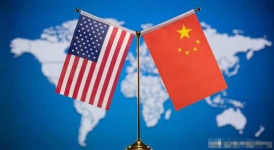 美国估计有点下不来台了！ 4月14日，根据外媒报道，外媒称，根据实时航运数据