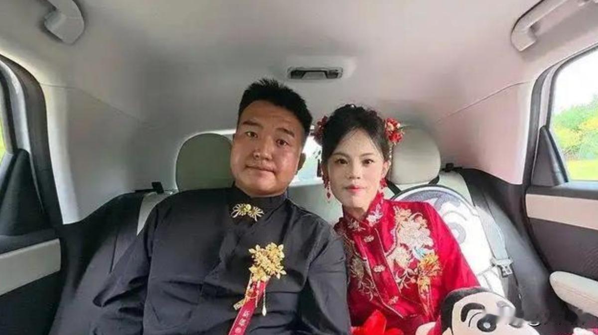 “三观正”很重要！山西晋城，男子是一名外卖小哥，每个月起早贪黑能挣6000多，未