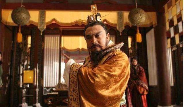 公元905年，朱温以吊唁女婿之名，悄然将千名精锐藏于粮车，突入魏博镇核心。半年之