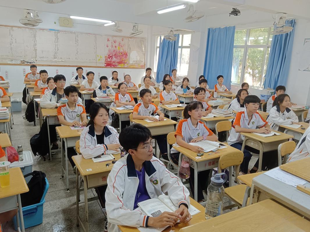 高中物理vs化学：别被“理科”绑架，难的从来不是知识点说真的，问高中物理和化学