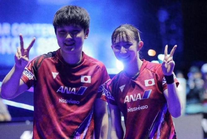 日本女乒3-0横扫韩国，本该是庆功的时刻，可赛后采访镜头一转，三个日本球员开口，