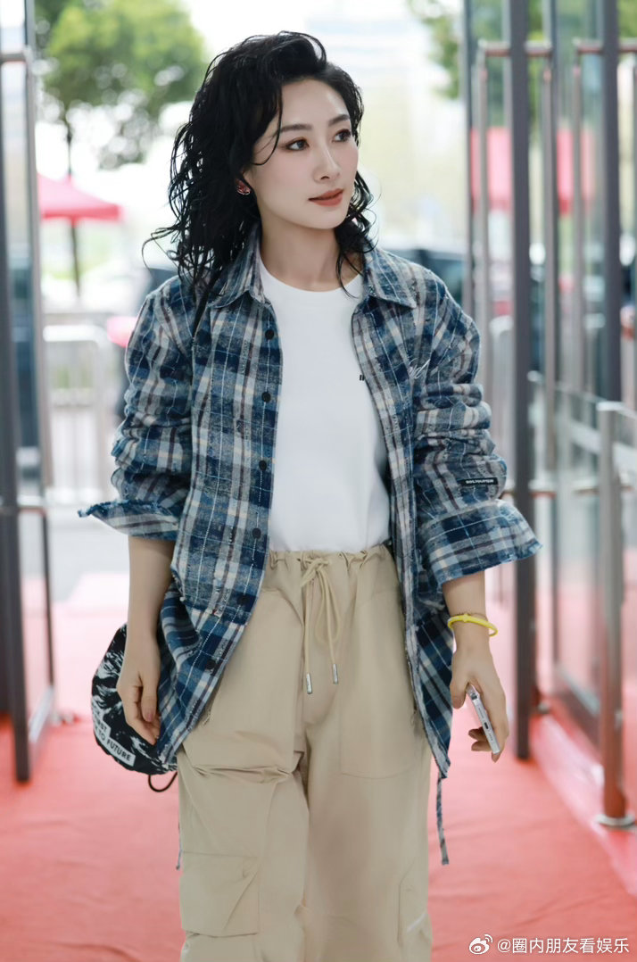 陶昕然回应浪姐初舞台选歌陶昕然回应浪姐跳冰嬉舞路透太可爱！粉丝说采莲曲是代表作