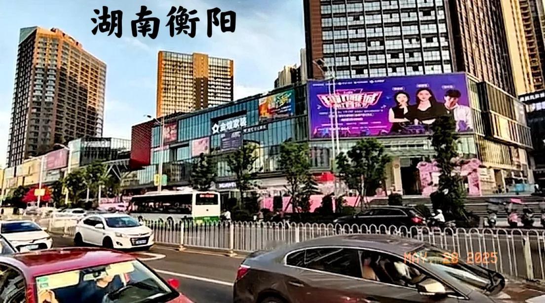 说实话，其实江西赣州的GDP比湖南衡阳也多不了多少，主要就是江西赣州的土地面积比