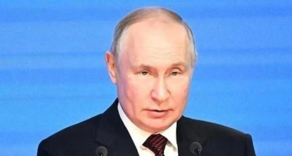 普京给了俄罗斯,三百年来最大的觉醒!中国的35万亿,力不可挡。有专家说,普京才是