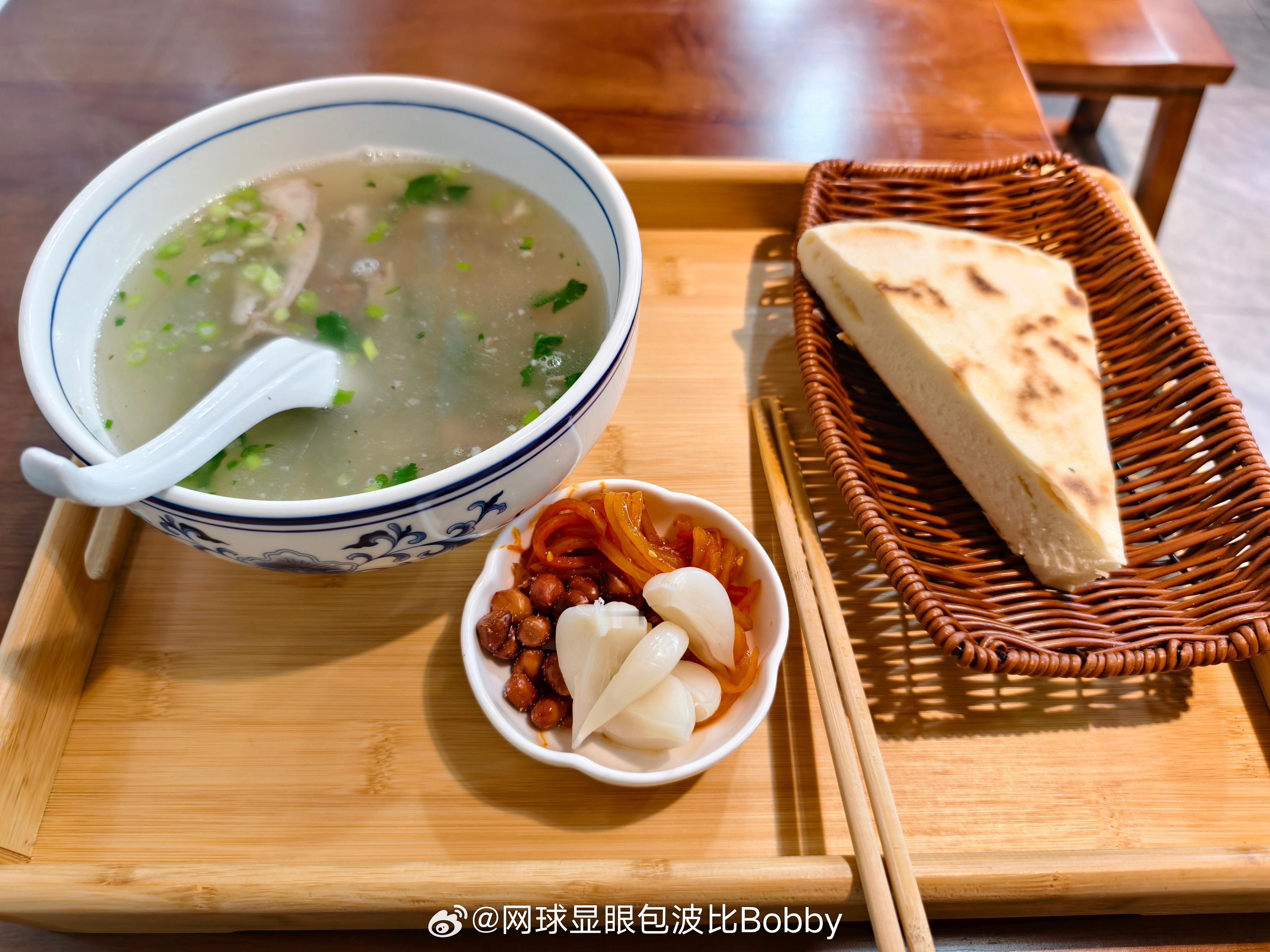 腊八节喝汤❤️波比的美食世界网球显眼包波比Bobby